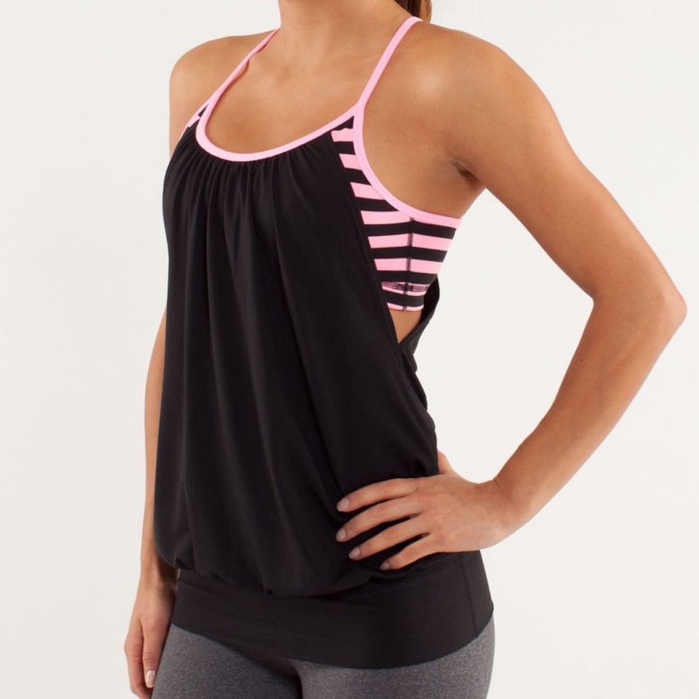 ✨4 lululemon tank top✨
